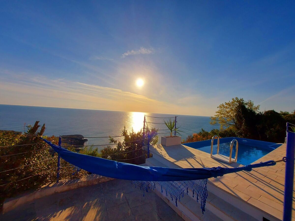 Villa avec piscine privée face à la mer à Marina Serra - Photo 15