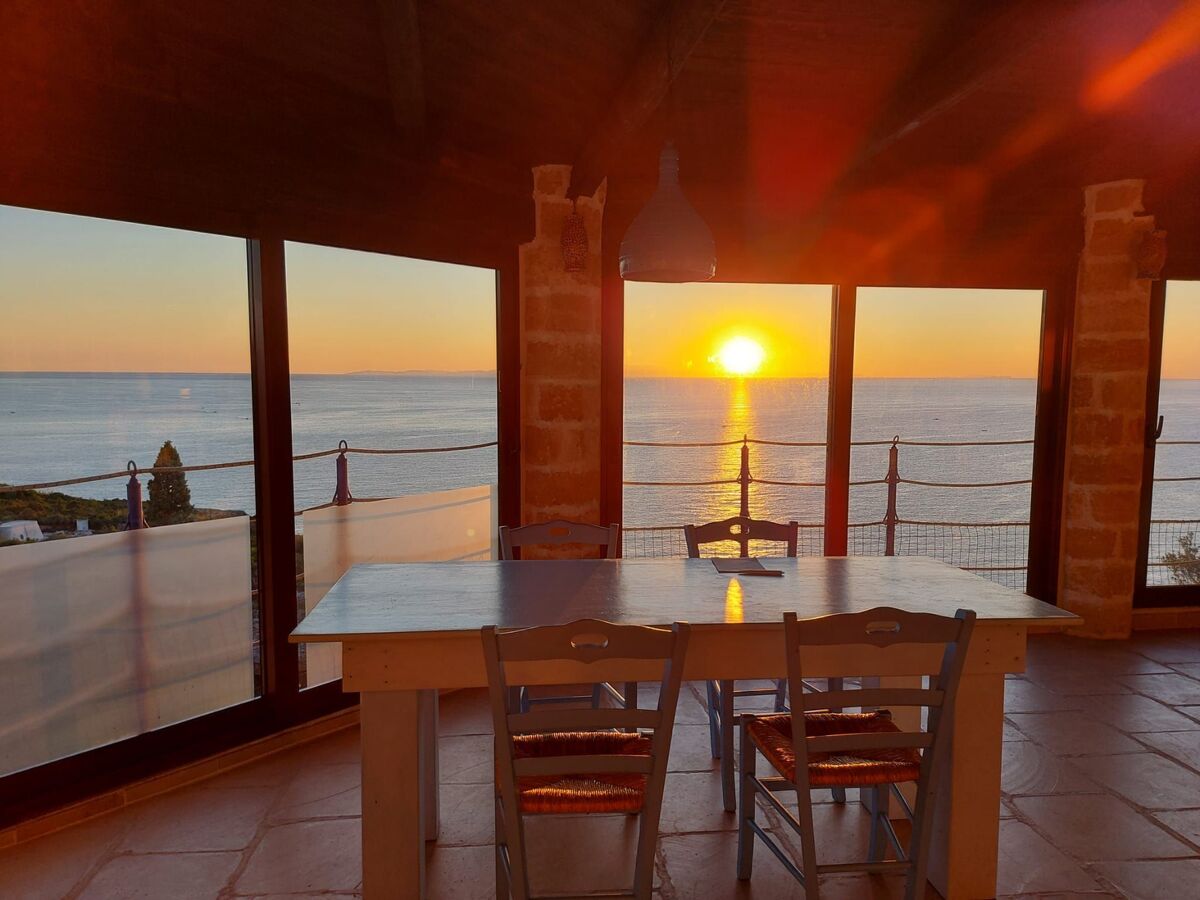 Villa avec piscine privée face à la mer à Marina Serra - Photo 17