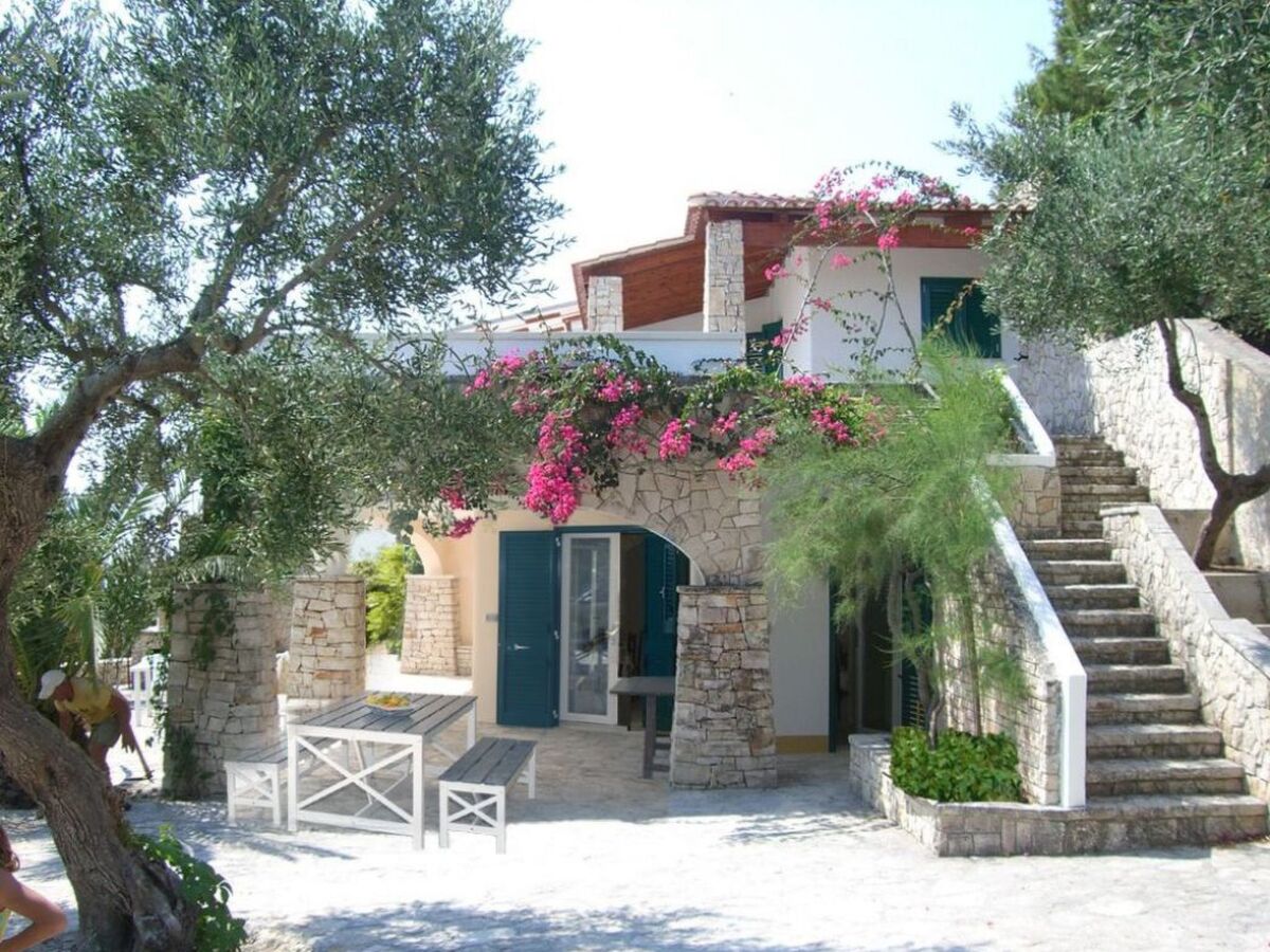 Villa avec piscine privée à Marina di Novaglie, 8 pers. - Photo 3