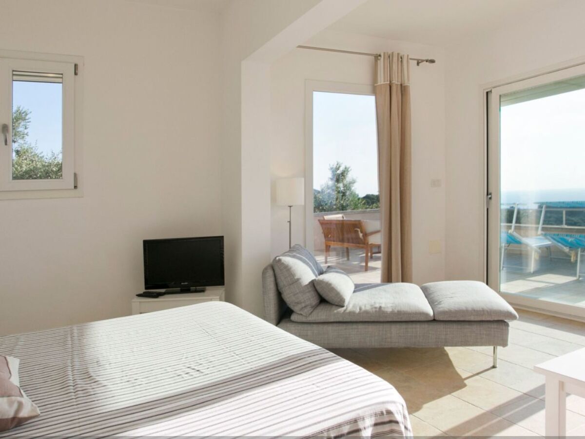 Villa avec piscine privée à Marina di Novaglie, 8 pers. - Photo 11