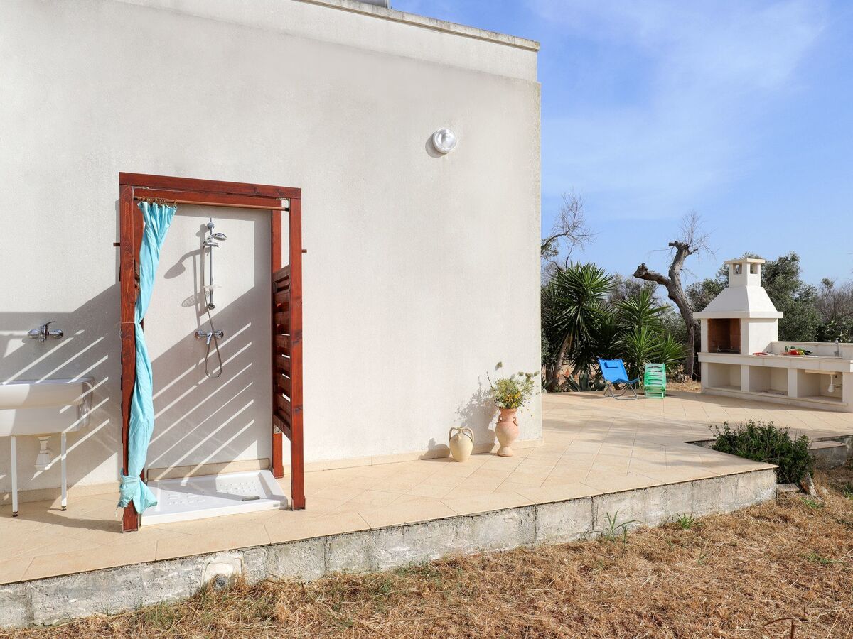 Casa Barzò, villa avec jardin à Salve - Photo 7