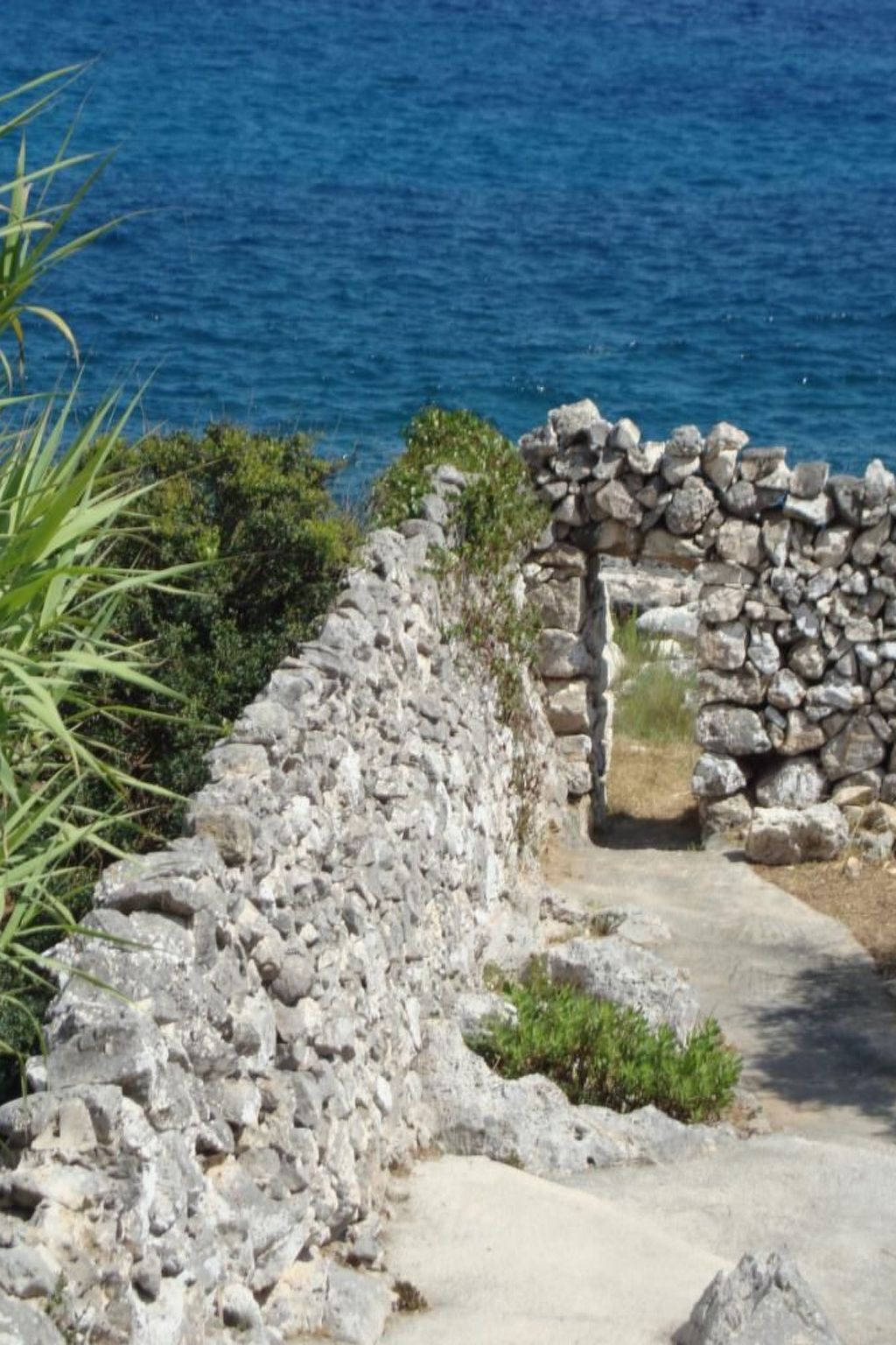 Villa Meris à Castro Marina : accès direct à la mer - Photo 3