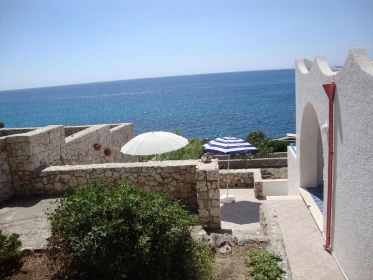 Villa Meris à Castro Marina : accès direct à la mer - Photo 4