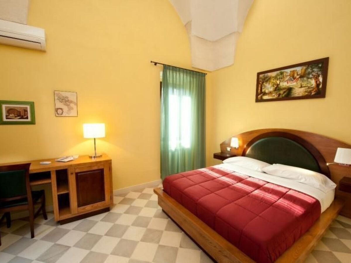 Suite Pizziniaco, studio avec balcon et terrasse à Lecce - Photo 1