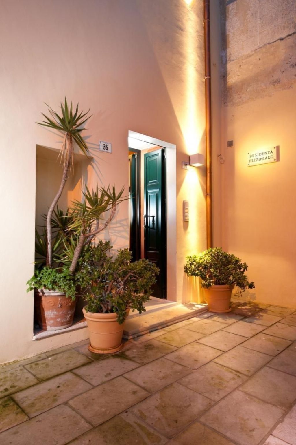 Suite Pizziniaco, studio avec balcon et terrasse à Lecce - Photo 8