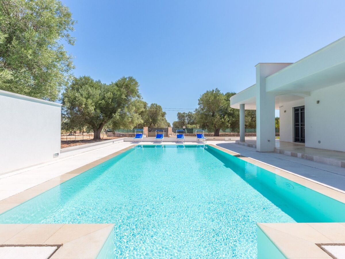 Villa Stella Cadente à Carovigno, piscine et 10 000 m² de jardin - Photo 2