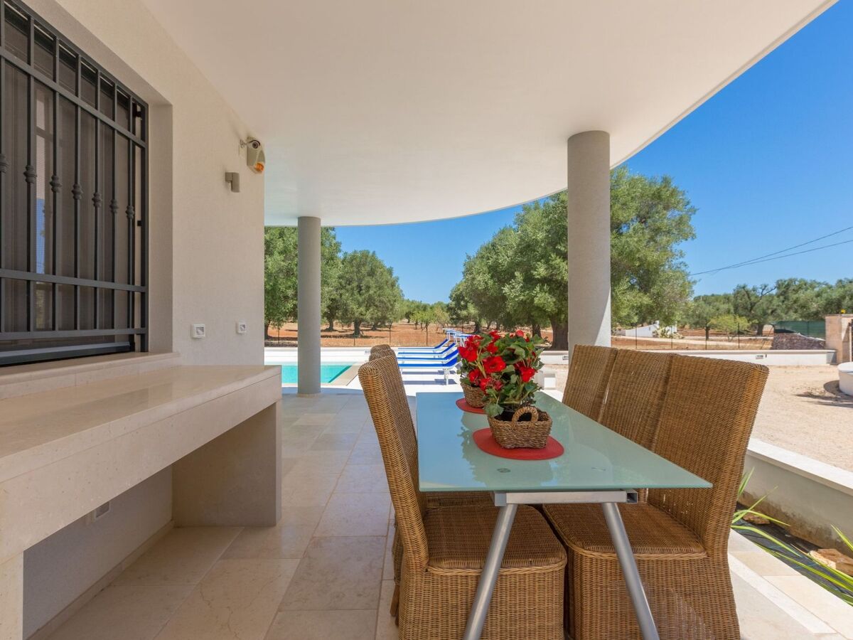 Villa Stella Cadente à Carovigno, piscine et 10 000 m² de jardin - Photo 5