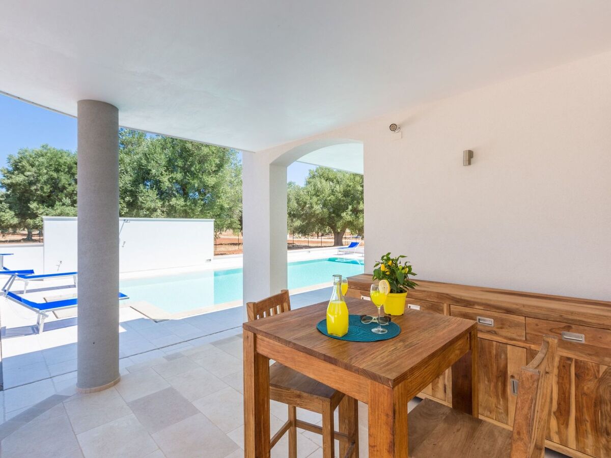 Villa Stella Cadente à Carovigno, piscine et 10 000 m² de jardin - Photo 6