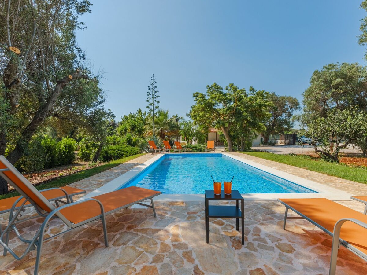 Casa Tina – Maison avec piscine à San Vito Dei Normanni - Photo 4