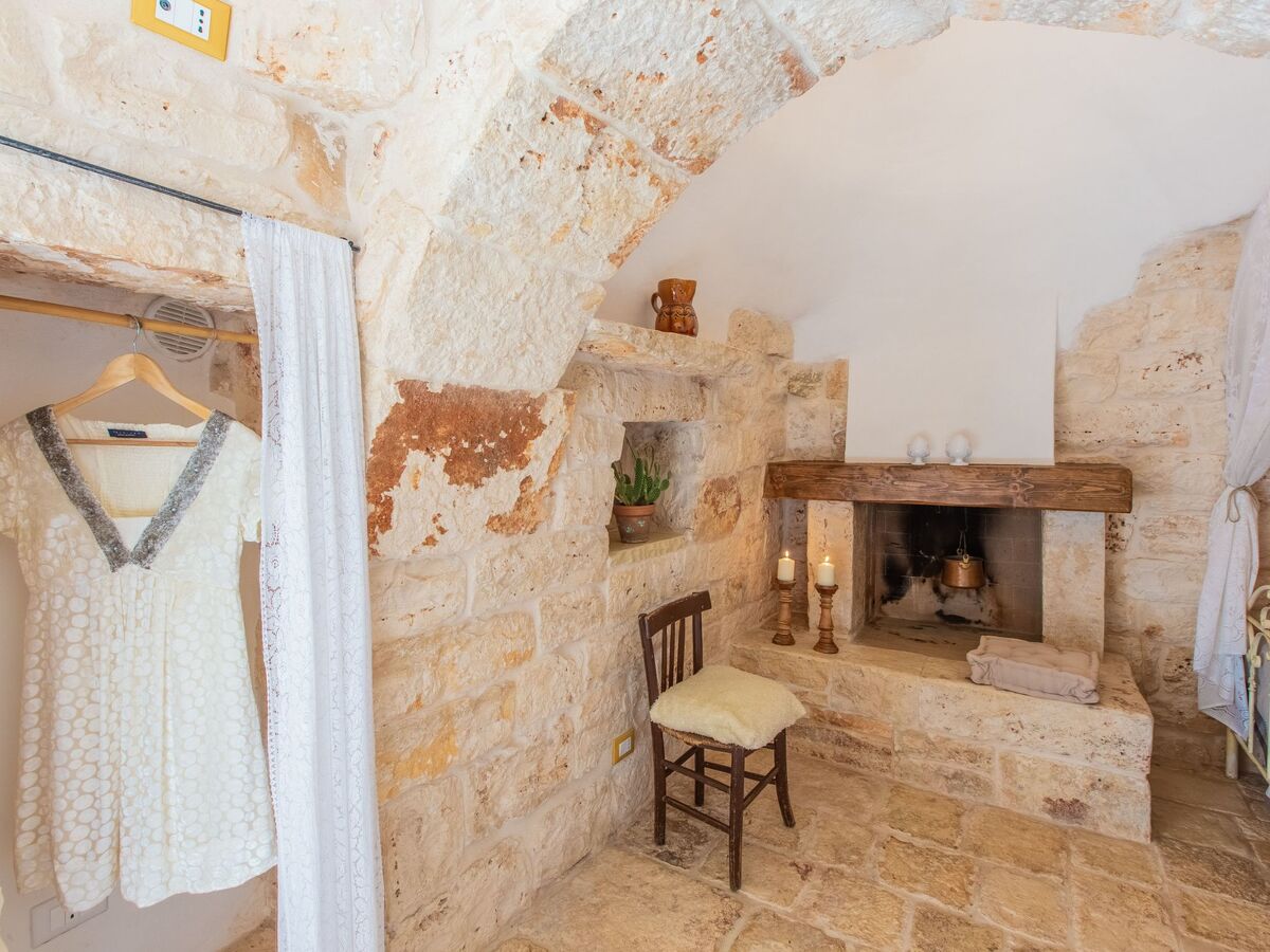 Trullo Kinderpool avec piscine privée à San Michele Salentino - Photo 17
