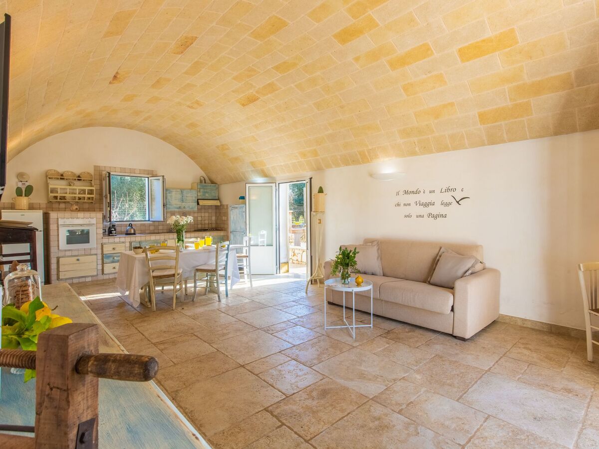 Trullo Kinderpool avec piscine privée à San Michele Salentino - Photo 26