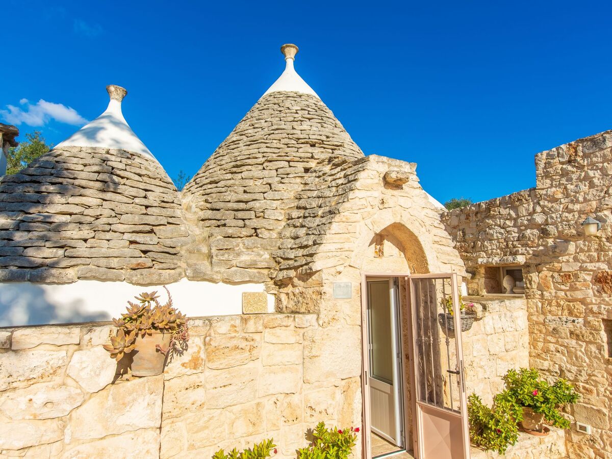 Trullo Kinderpool avec piscine privée à San Michele Salentino - Photo 27