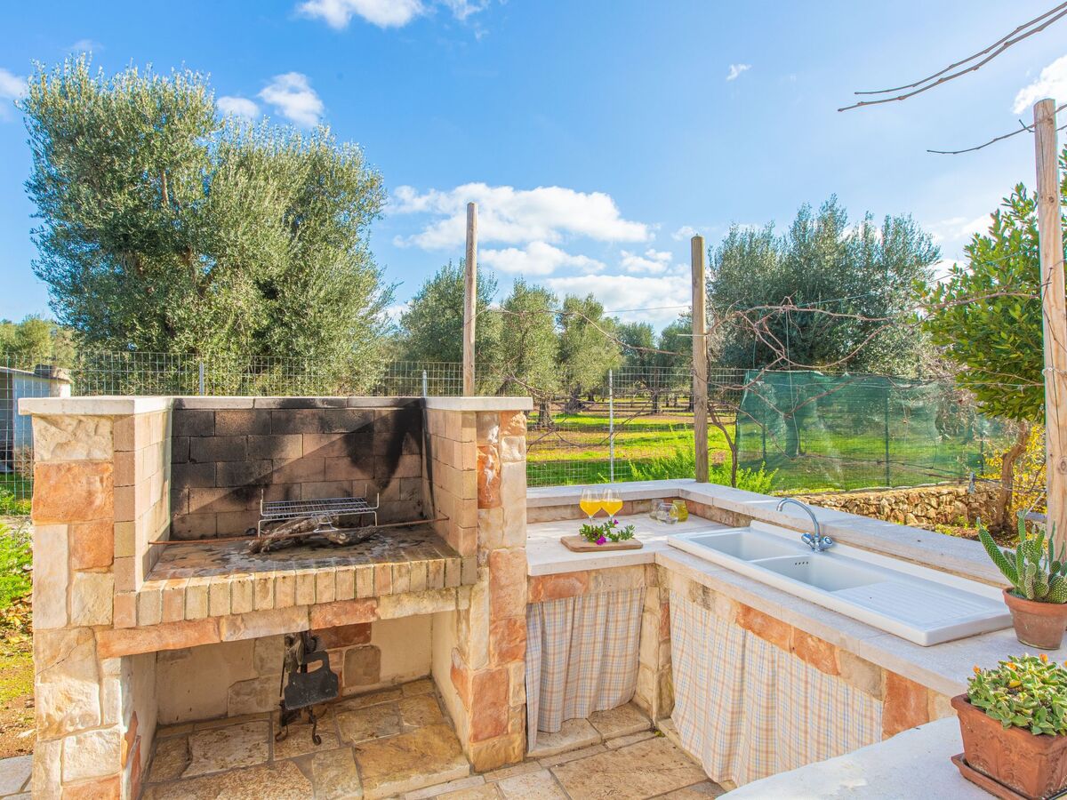 Trullo Kinderpool avec piscine privée à San Michele Salentino - Photo 28