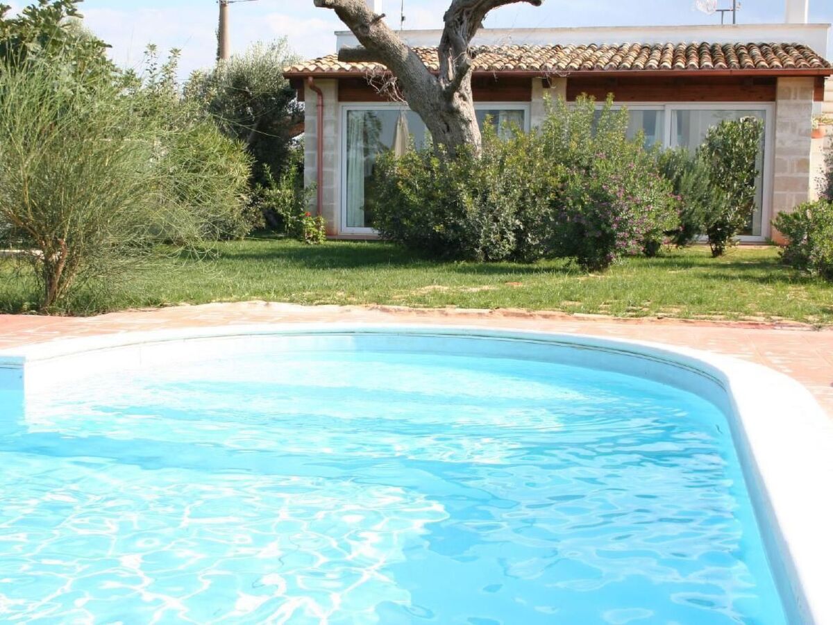 Villa with Private Pool in Ostuni Countryside - Photo 1