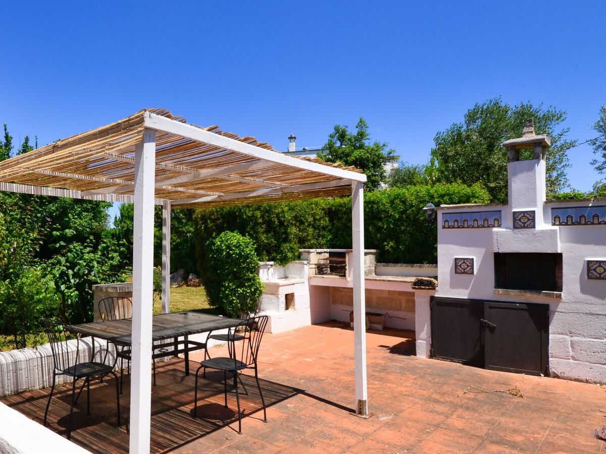 Villa with Private Pool in Ostuni Countryside - Photo 6