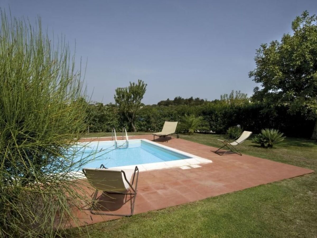 Villa with Private Pool in Ostuni Countryside - Photo 8