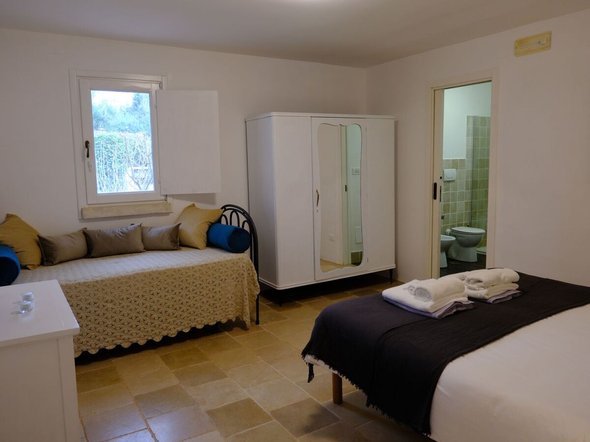 Villa with Private Pool in Ostuni Countryside - Photo 18