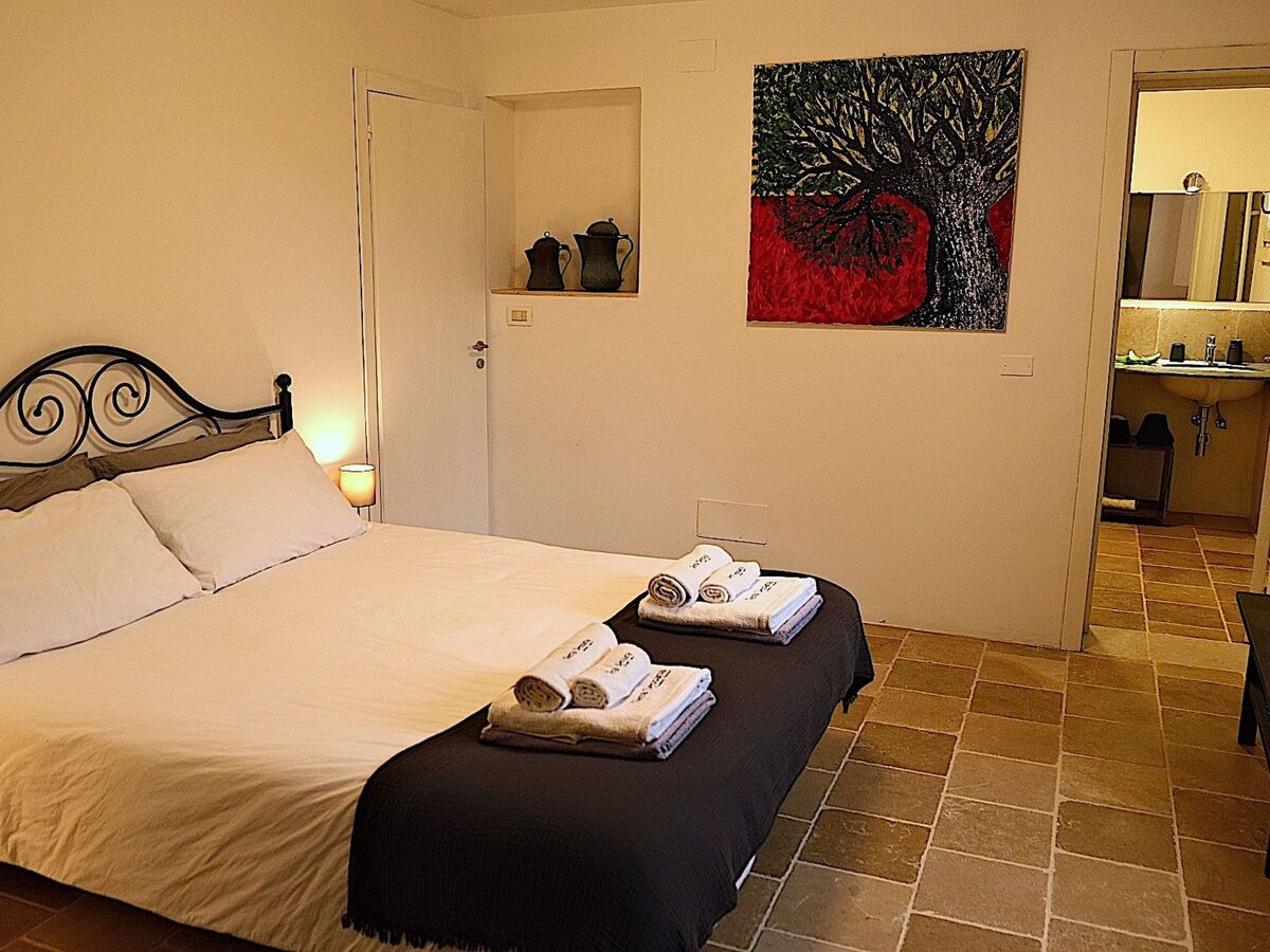 Villa with Private Pool in Ostuni Countryside - Photo 23