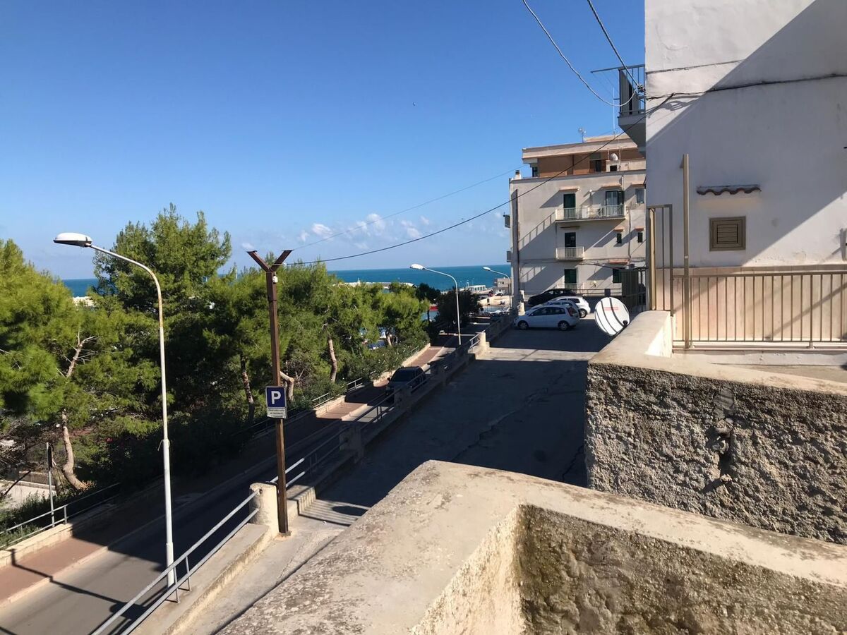Studio 28 m² à Vieste, 150 m de la plage - Photo 5
