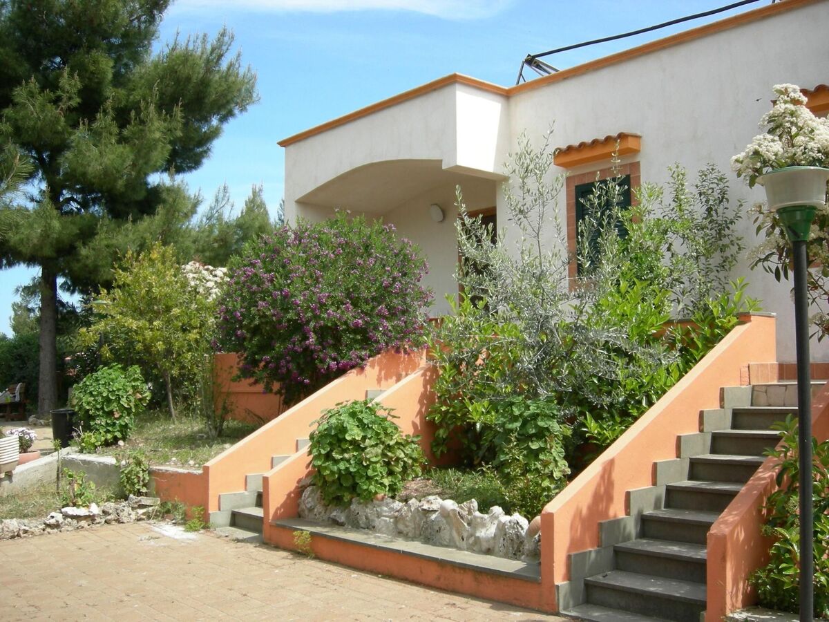 Bungalow Carla 4 pers. avec veranda et jardin à Vieste - Photo 2