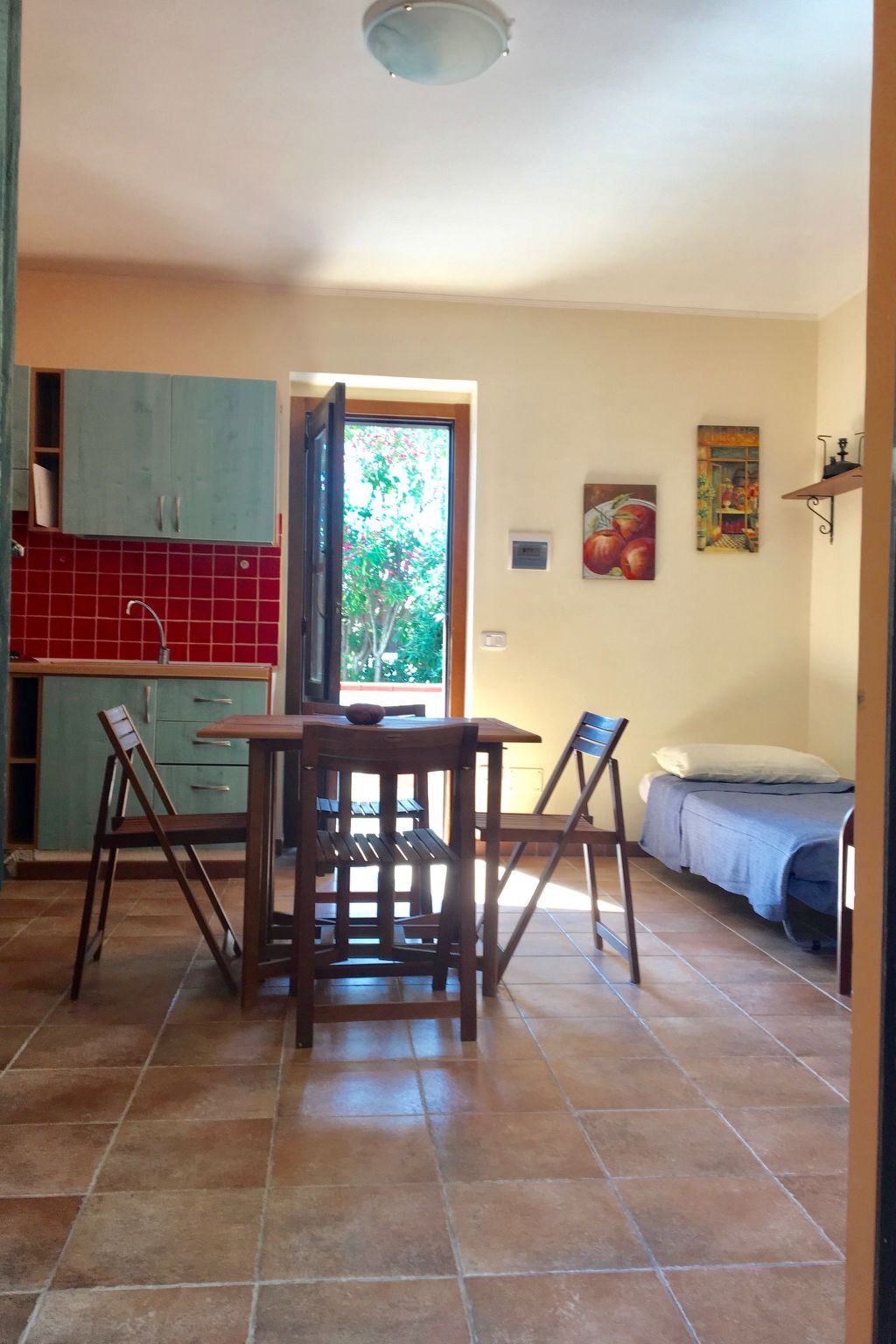 Bungalow à Vieste – véranda couverte et jardin privatif - Photo 7