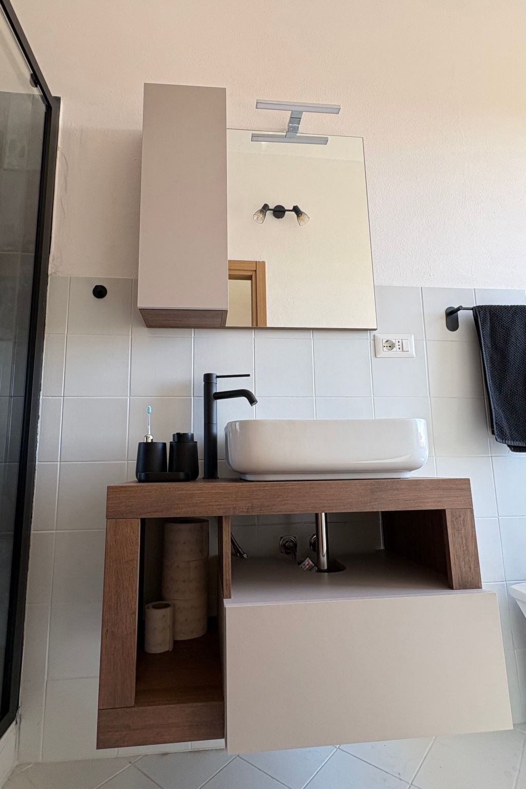 Appart 2BR Zeit für Jazz, 100m² rénové, Berchidda - Photo 9