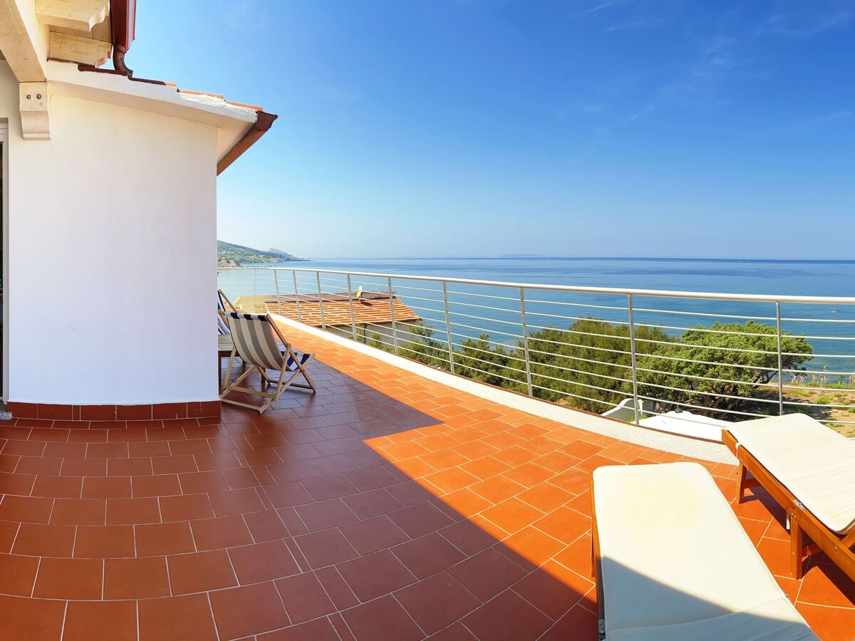 Appartement face à la mer à Valledoria, accès direct plage - Photo 2