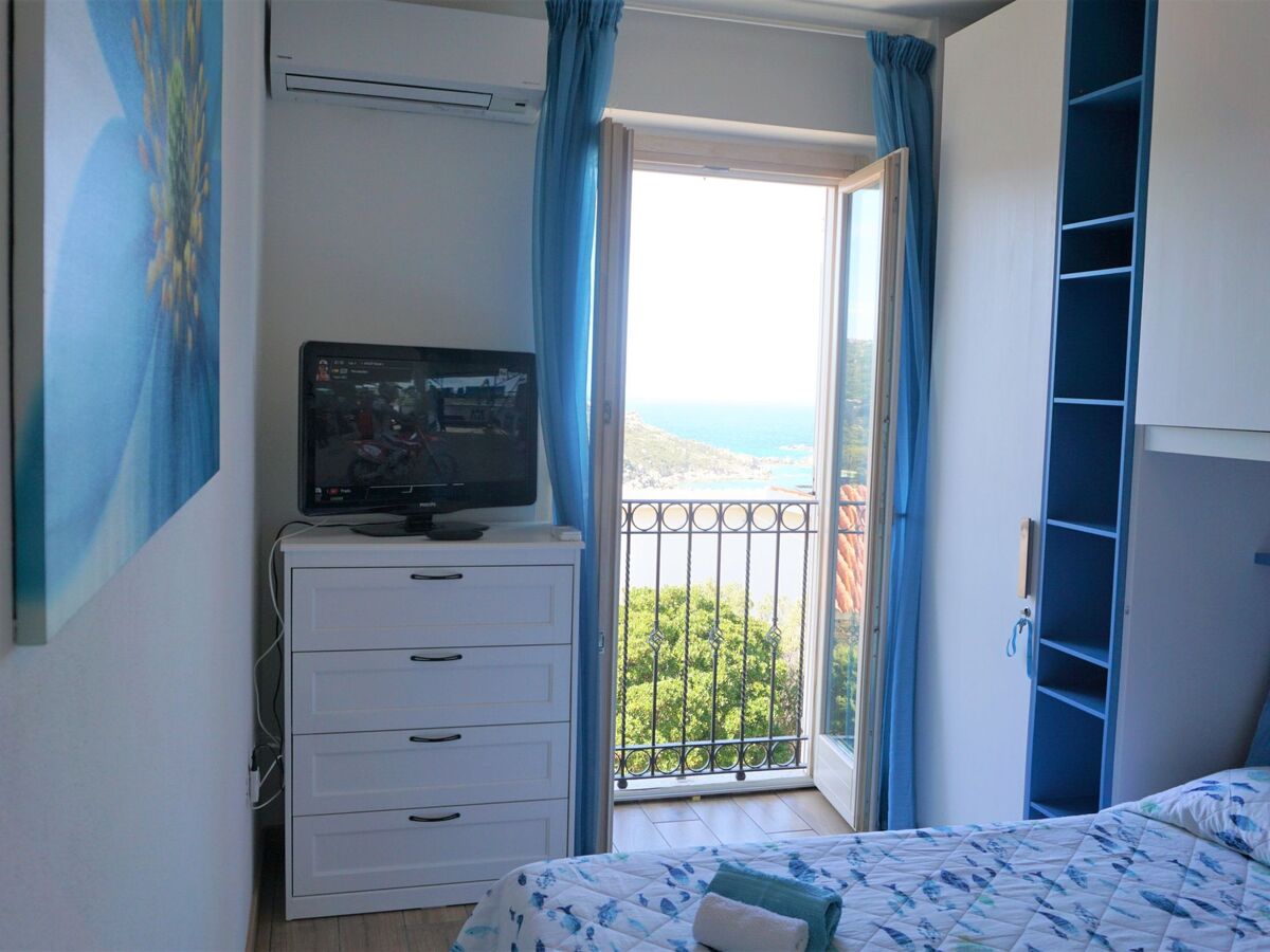 Appartement 4 pers. avec vue mer à Santa Teresa di Gallura - Photo 4