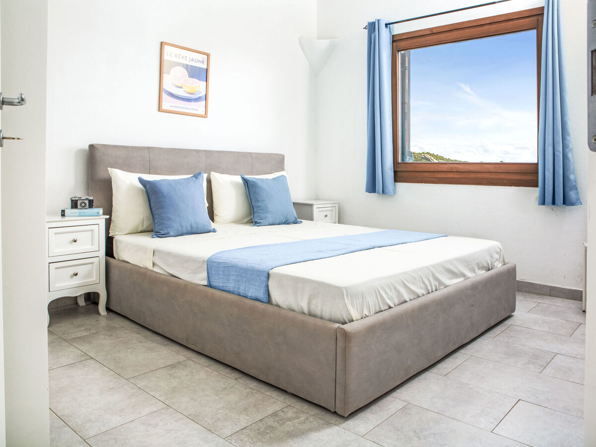 Appartement Porto Pozzo, véranda vue mer et accès plage - Photo 3