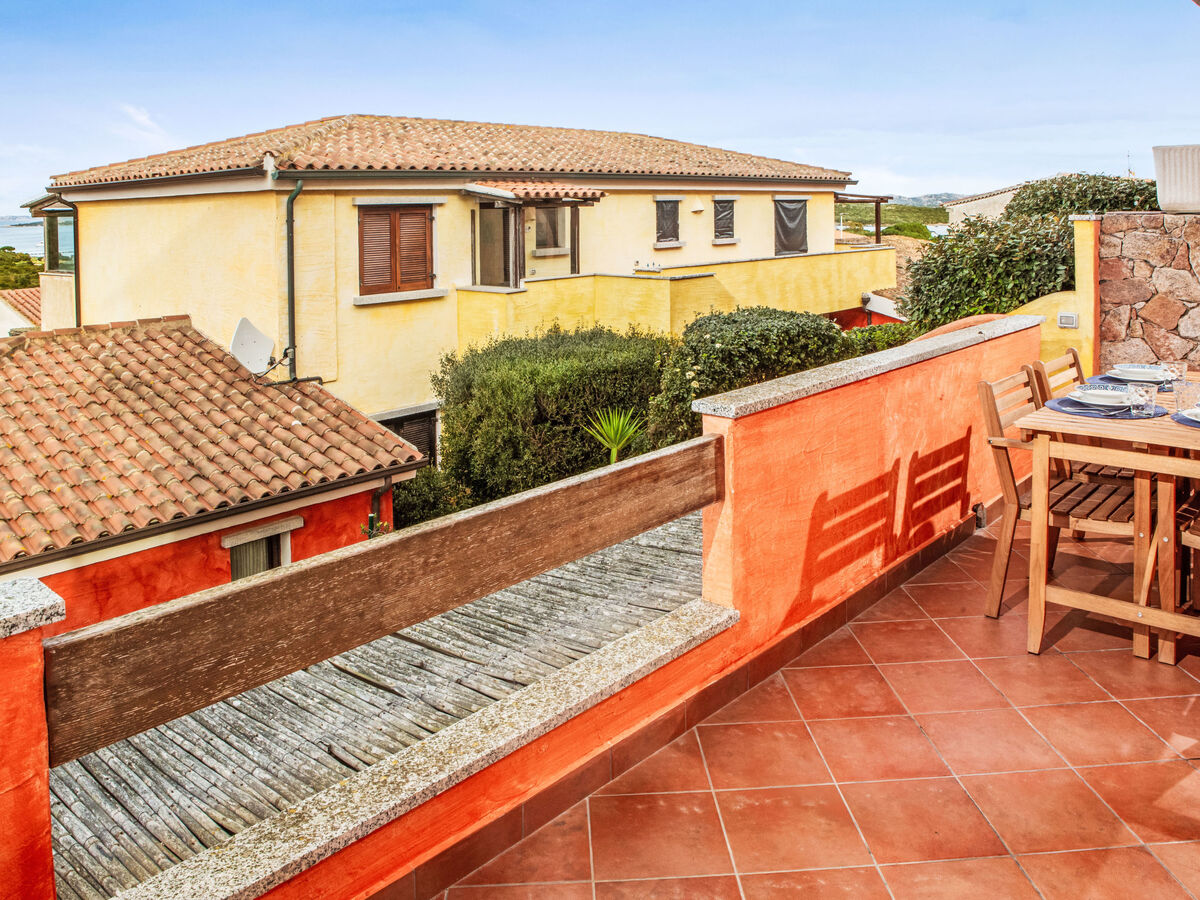Appartement Porto Pozzo, véranda vue mer et accès plage - Photo 9