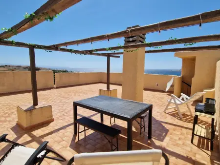 Location appartement à Porto Pozzo, Terrazza Paradiso von Holiday World