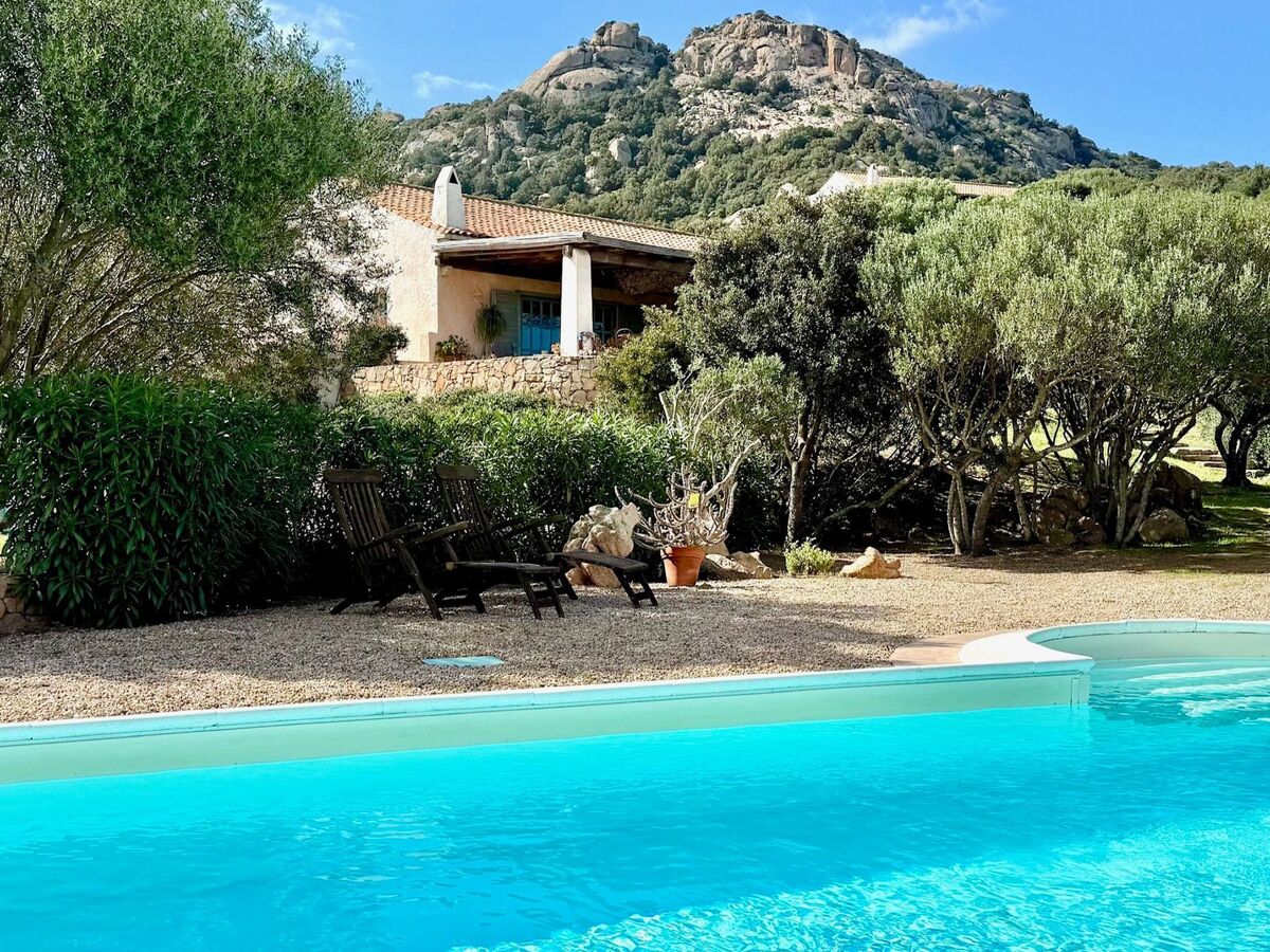 Stazzu Sardaigne : villa 6 pers. avec piscine, vue mer et montagne - Photo 1