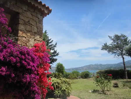 Location appartement à Cannigione, Charmante Wohnung Lungomare Cannigione