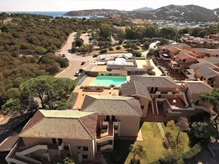 Location appartement à Porto Cervo, in Porto Cervo mit Gemeinschaftspool