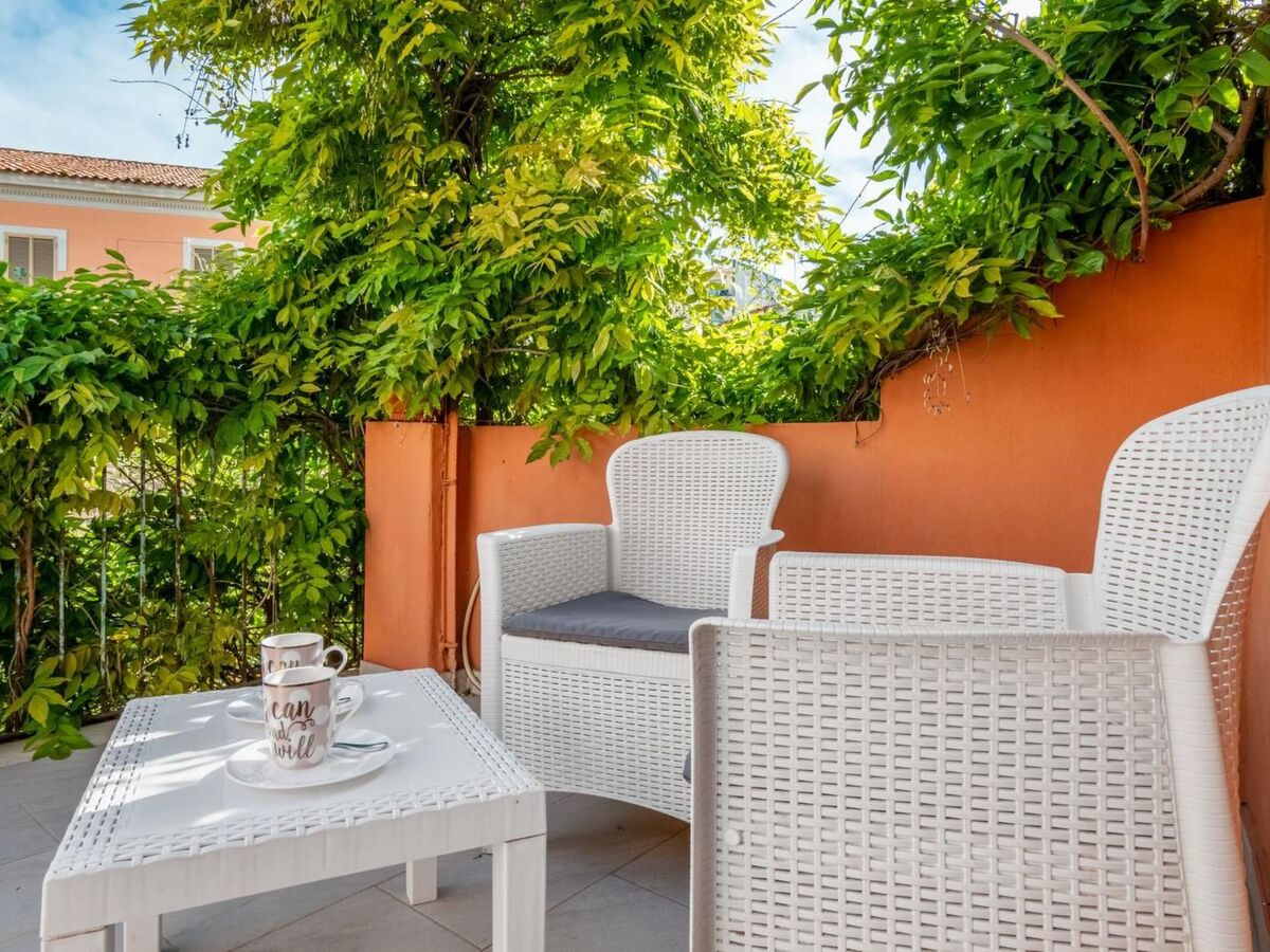 Appartement 55m² centre Olbia, terrasse et jardin - Photo 2