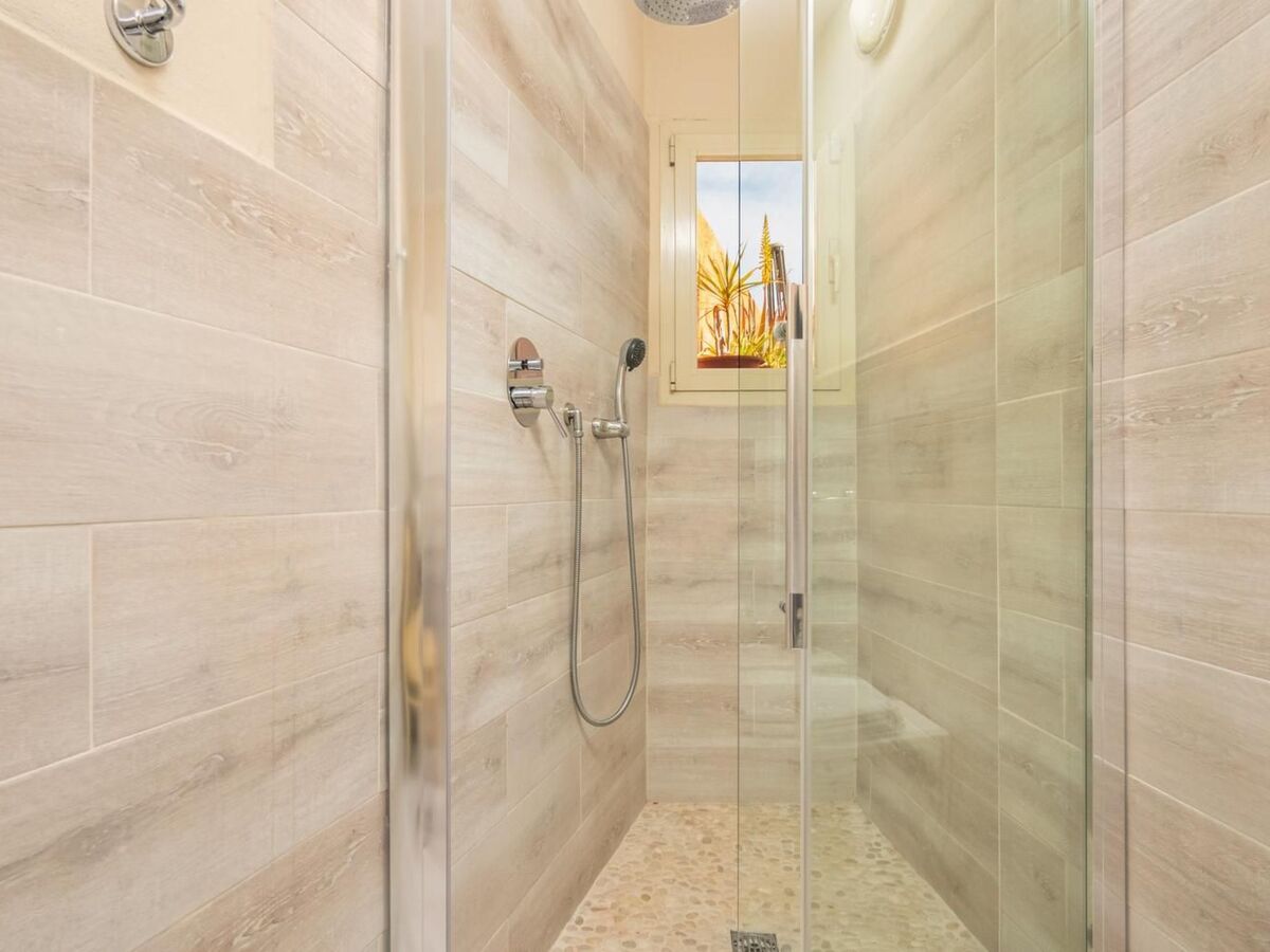 Appartement 55m² centre Olbia, terrasse et jardin - Photo 9