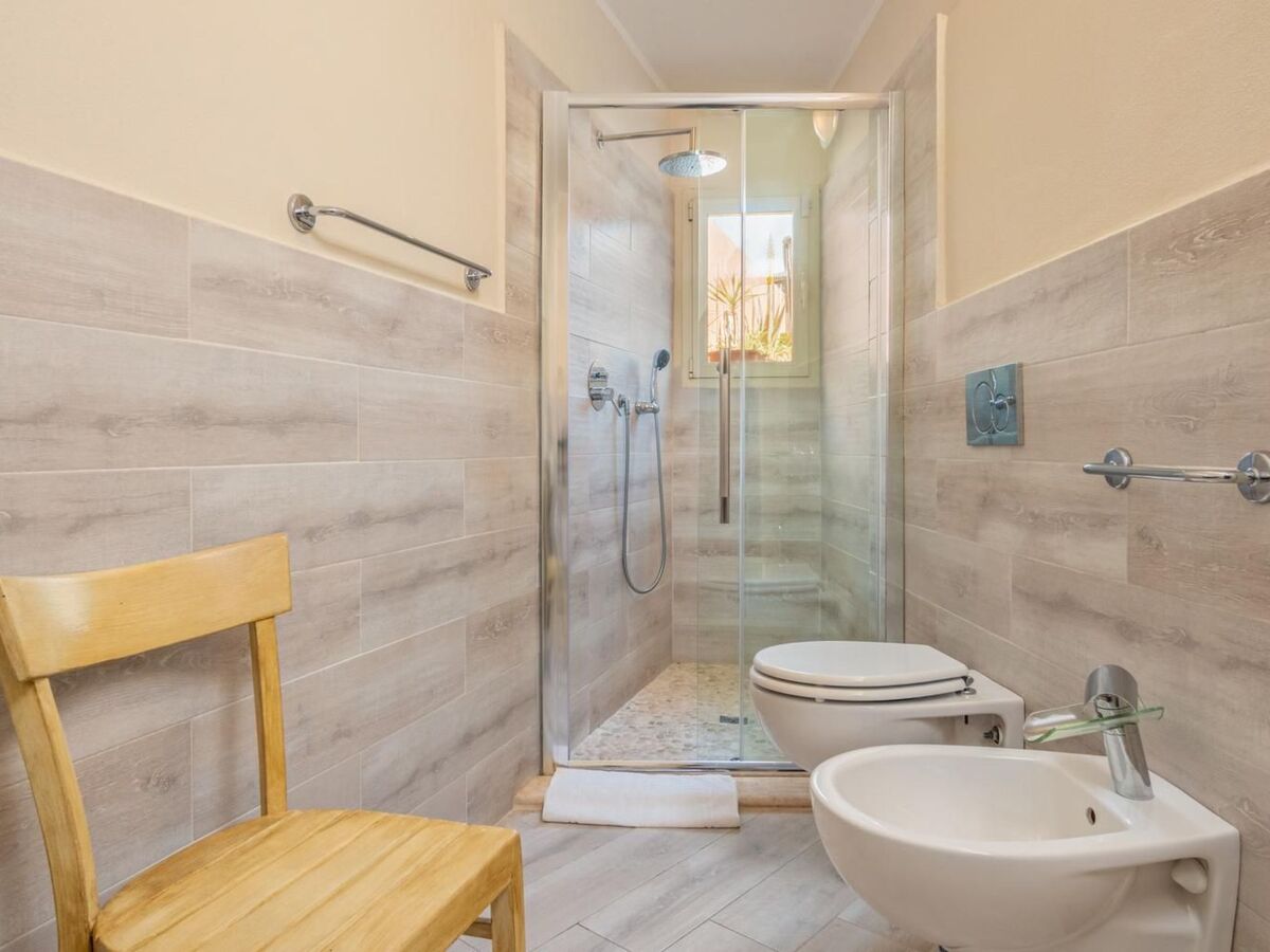 Appartement 55m² centre Olbia, terrasse et jardin - Photo 11