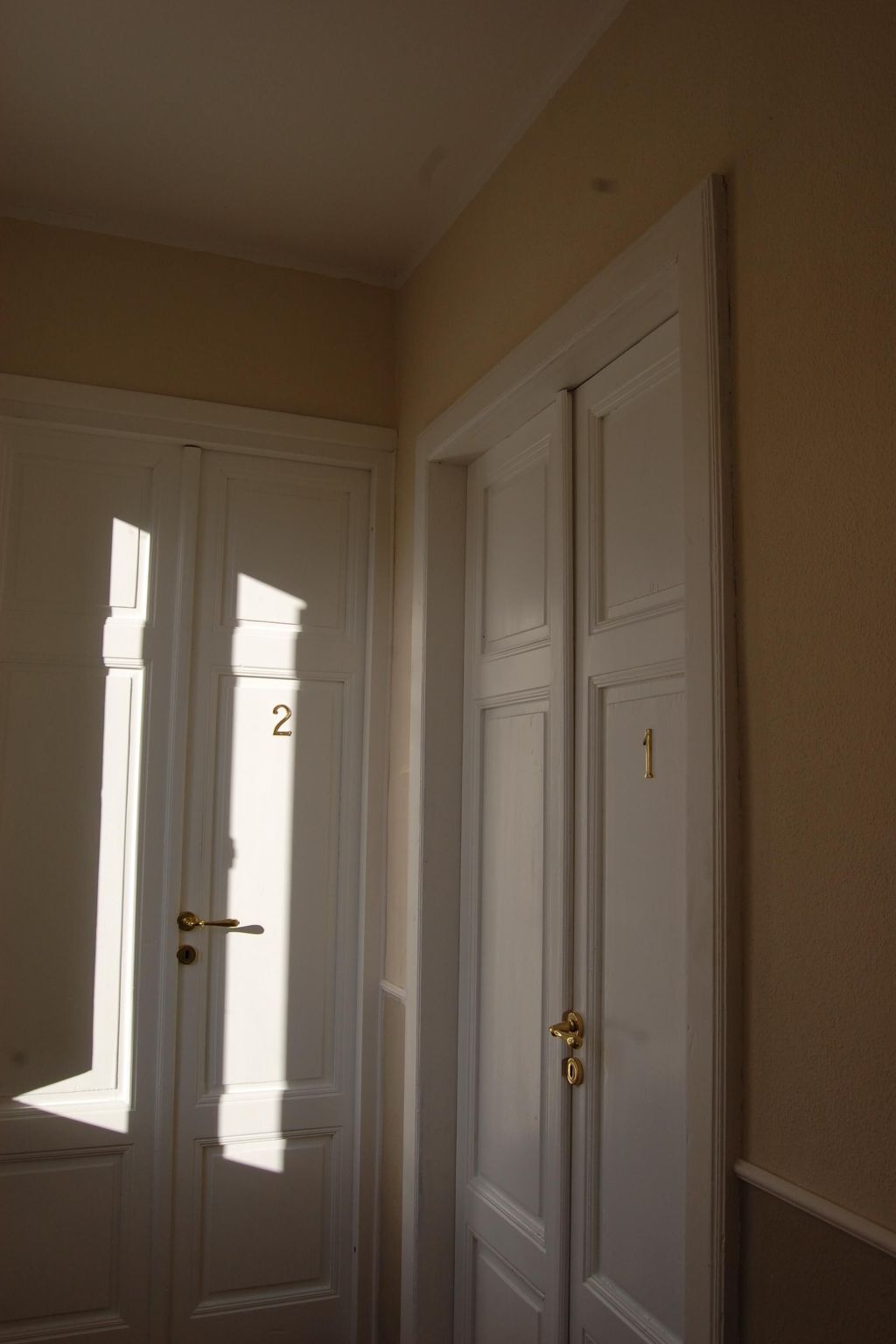 Chambre vintage dans le centre historique d'Olbia - Photo 9