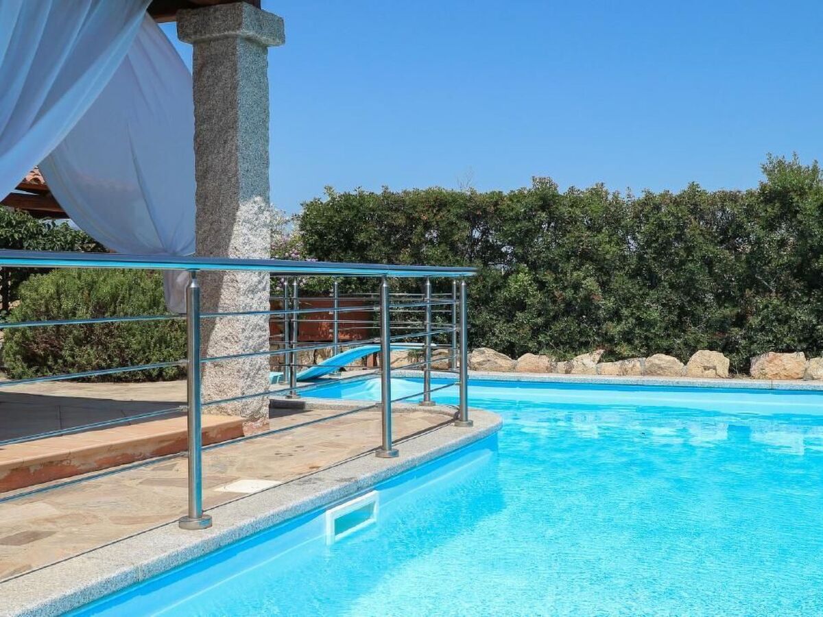 Villa avec piscine privée à Budoni, 900 m de la plage - Photo 1