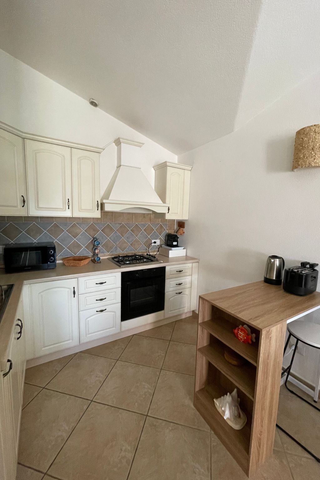 Maison 800 m de Porto Ainu avec jardin - Photo 11