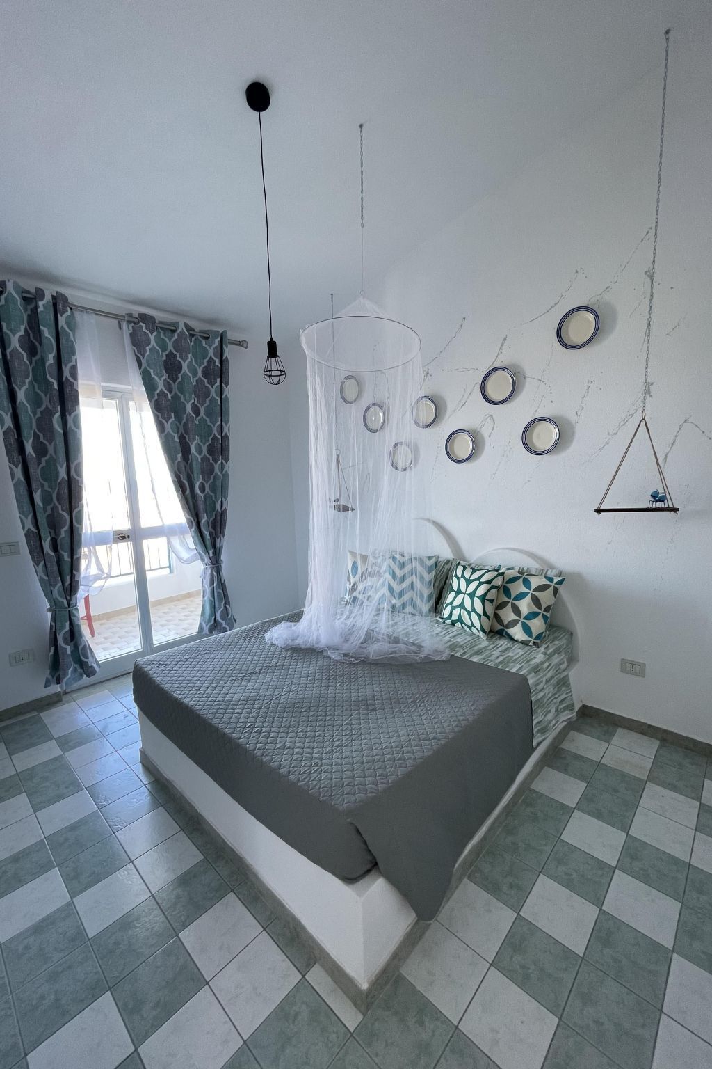 Maison sur la plage à La Caletta, jardin et barbecue - Photo 8