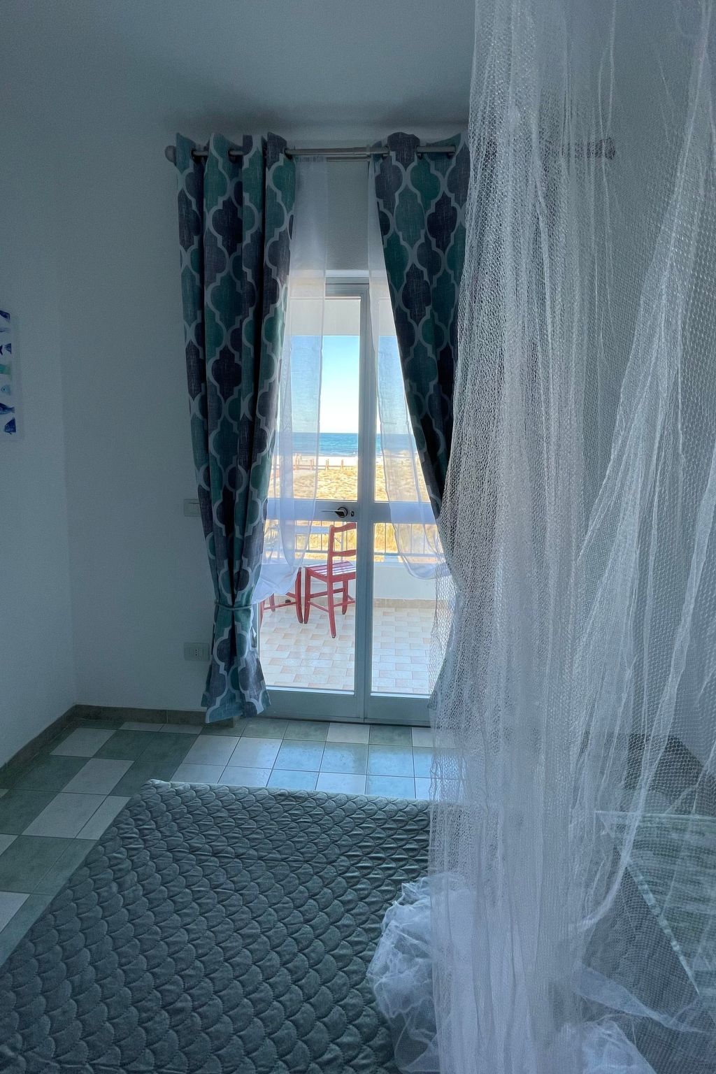 Maison sur la plage à La Caletta, jardin et barbecue - Photo 12