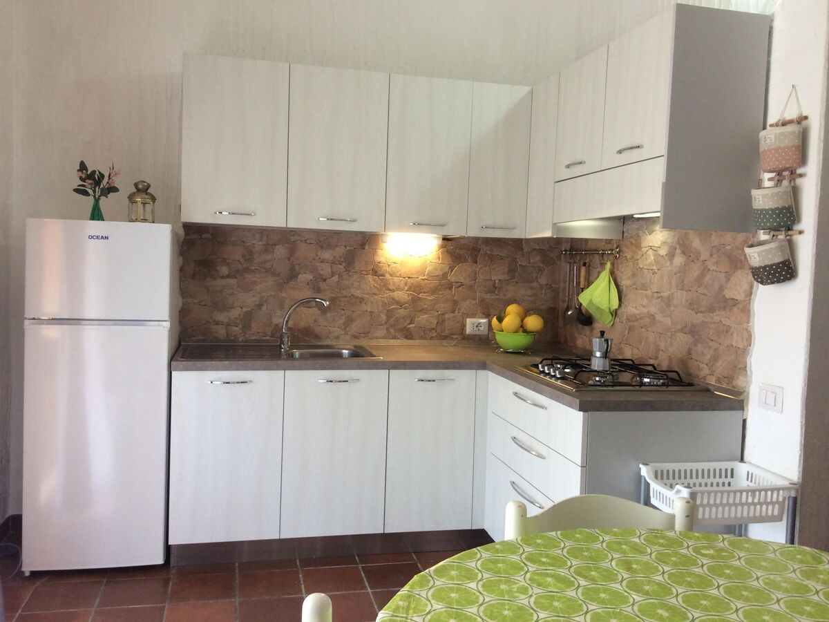 Maison avec cheminée à 300m de la plage, Porto Corallo - Photo 14