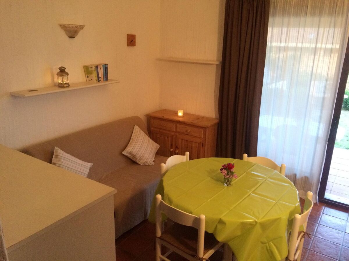 Maison avec cheminée à 300m de la plage, Porto Corallo - Photo 17