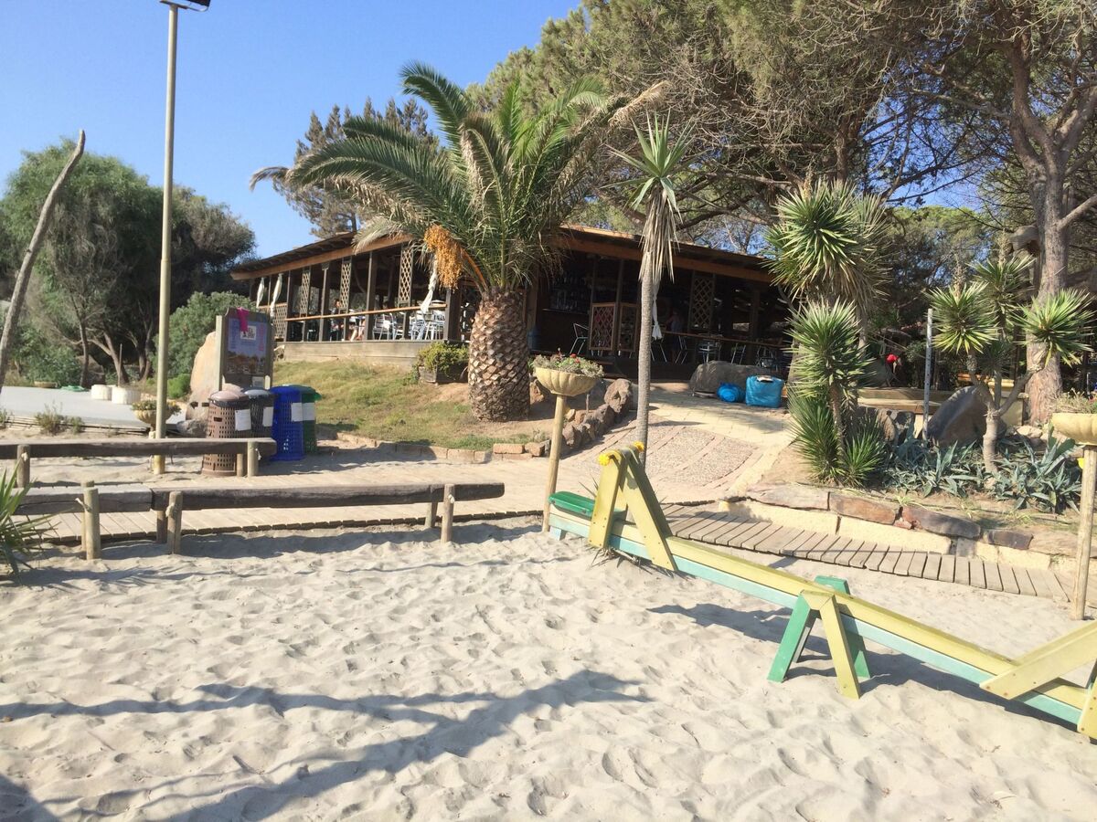 Maison avec cheminée à 300m de la plage, Porto Corallo - Photo 40