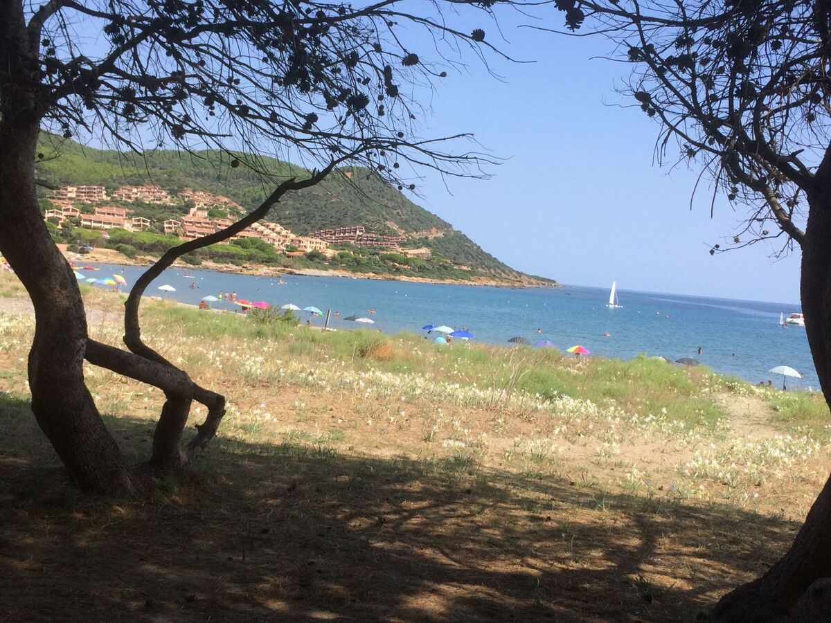 Maison avec cheminée à 300m de la plage, Porto Corallo - Photo 43