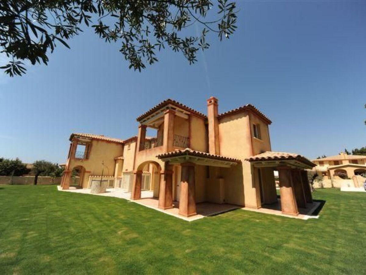 Villa Calicanto à Castiadas, 2 ch avec piscine - Photo 2