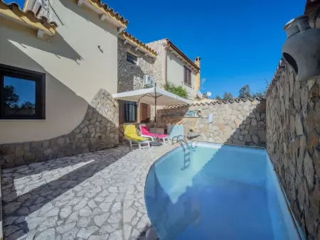 Villa moderne 4 chambres avec piscine privée à Castiadas : photo 4