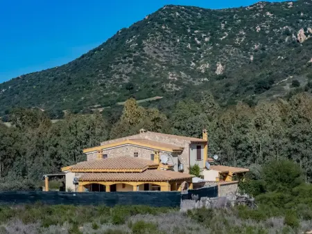 Villa moderne 4 chambres avec piscine privée à Castiadas : photo 37