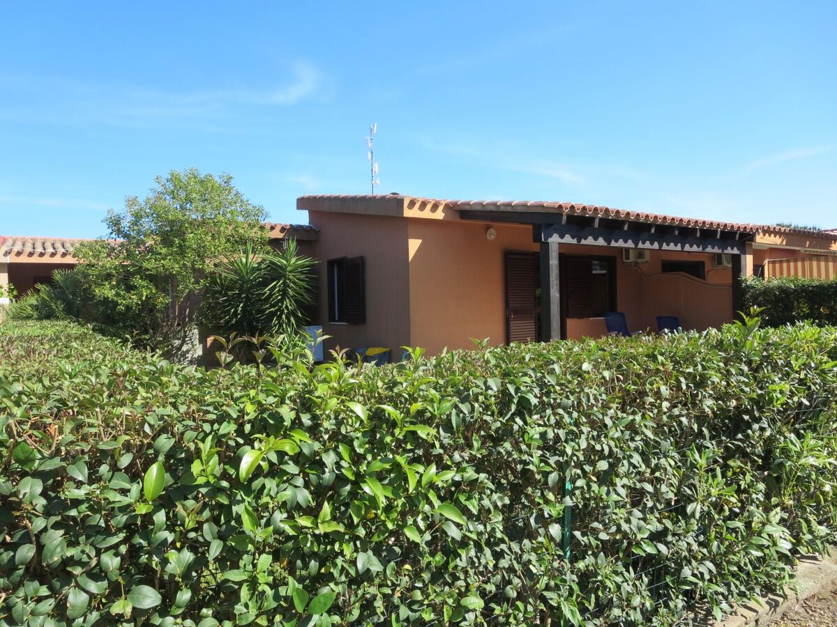 Appartement 6 pers. Costa Rei, jardin privé à 80 m de la plage - Photo 2